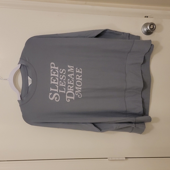 Crown & Ivy small long sleeve sleep sweatshirt